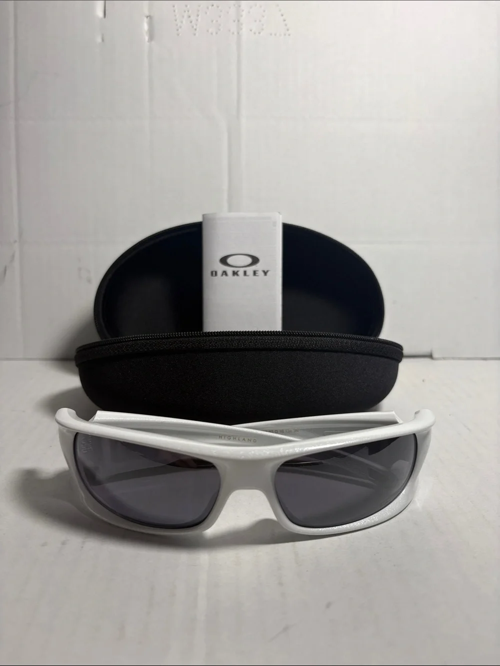 Oakley Highland Pearlized White / Prizm Black Sunglasses